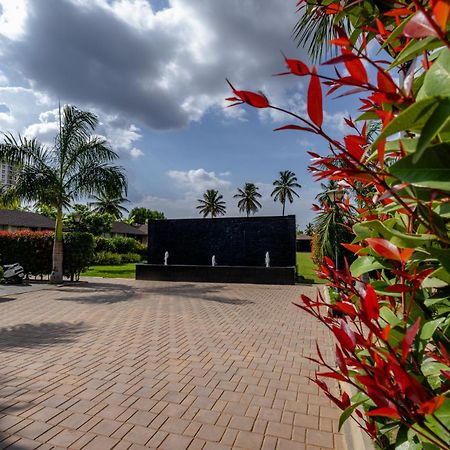 Veerdency Luxury Resort Devanahalli Exterior foto