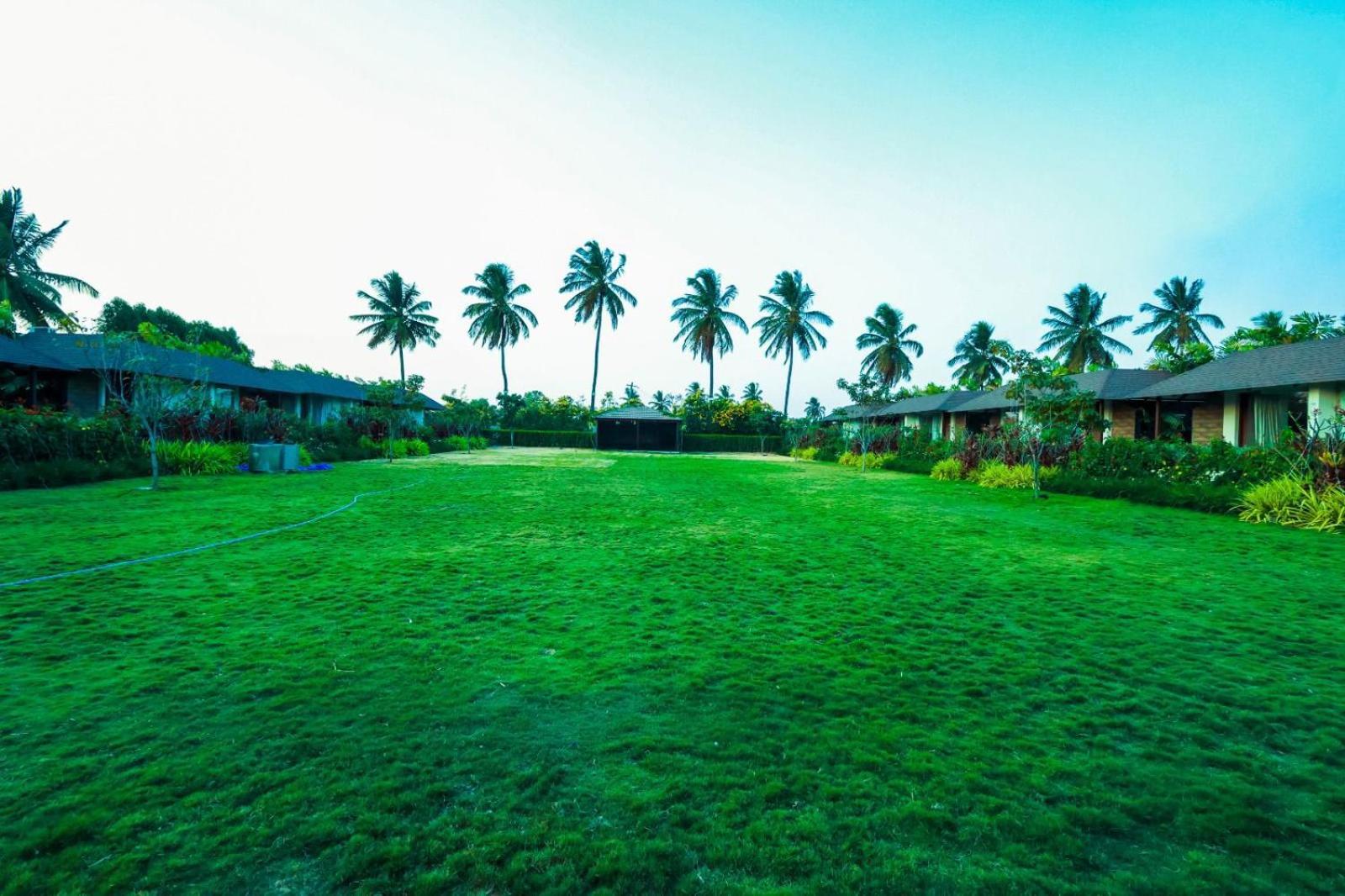Veerdency Luxury Resort Devanahalli Exterior foto