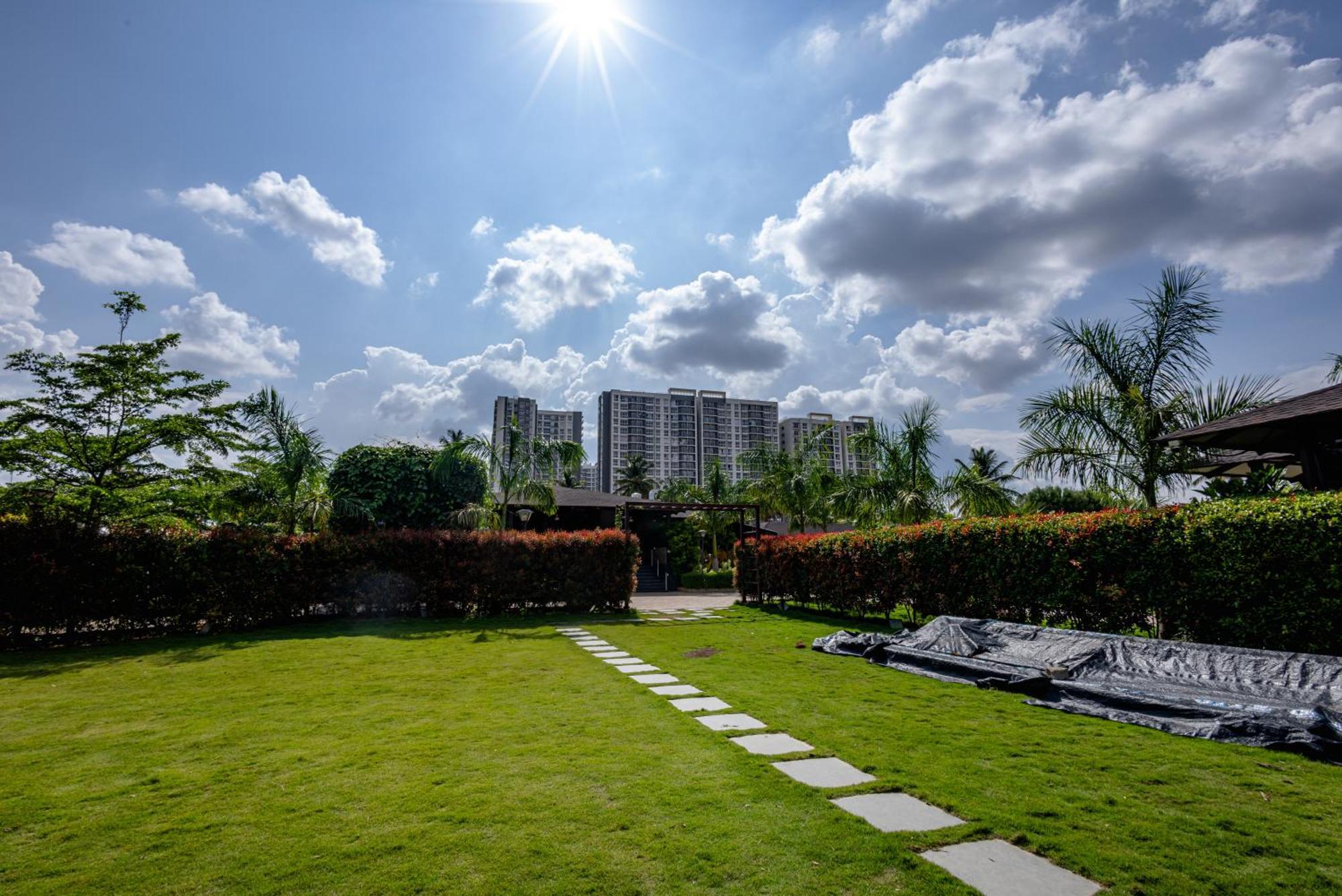 Veerdency Luxury Resort Devanahalli Exterior foto